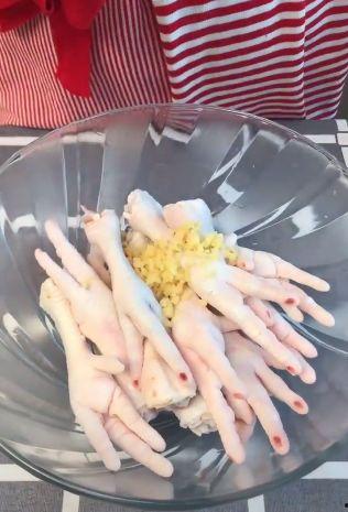 无缝鸡爪爆料视频大全集,揭秘幕后真相与精彩瞬间 第2张 无缝鸡爪爆料视频大全集,揭秘幕后真相与精彩瞬间 第2张